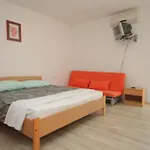 With A Parking Space Tribunj, Vodice - 8369 شقة Tribalj