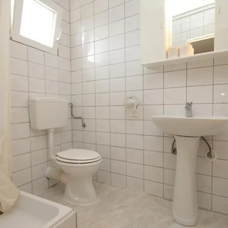 With A Parking Space Tribunj, Vodice - 8369 Appartement Tribalj