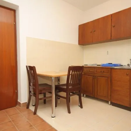 With A Parking Space Tribunj, Vodice - 8369 Apartment Tribunj (Sibenik-Knin)