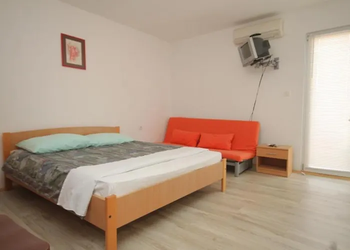 With A Parking Space Tribunj, Vodice - 8369 Apartment Tribunj (Sibenik-Knin)