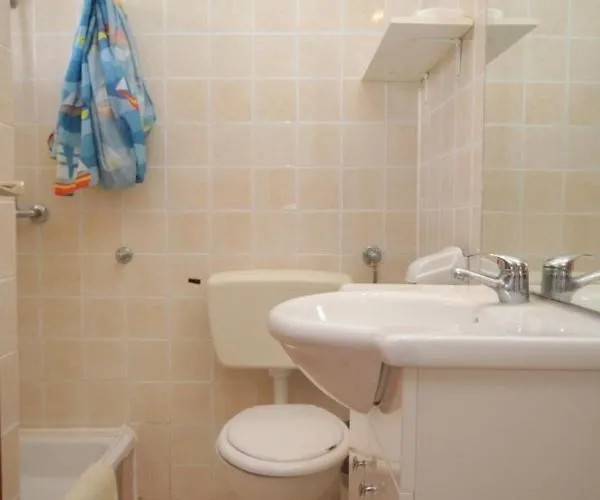 Apartment With A Parking Space Tribunj, Vodice - 8369 *